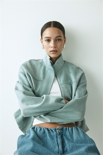 Куртка оверсайз артикул 1320228002