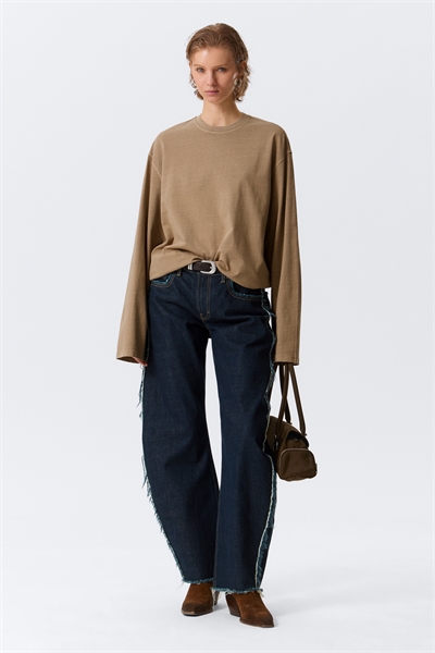 Футболка с длинным рукавом оверсайз артикул 1196501024