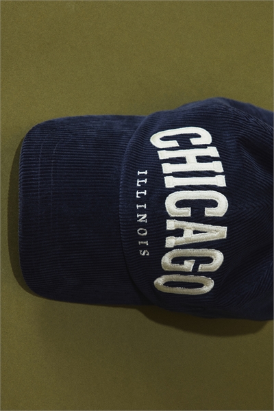 Вельветовая кепка артикул 1249899013