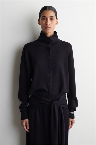 Кардиган с вороненым вырезом из мериносовой шерсти артикул 1319334001