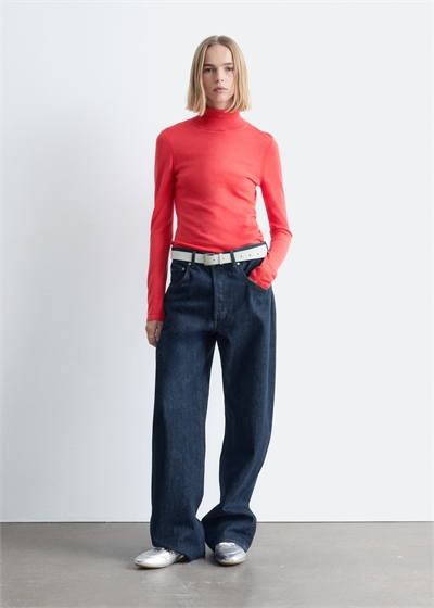 Минималистичные кожаные кроссовки артикул 1320507001