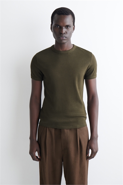 Футболка в рубчик Slim Fit артикул 1229297012