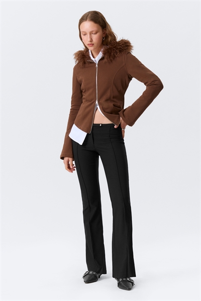 Брюки с низкой посадкой и зауженными расклешенными брючинами артикул 1320280002