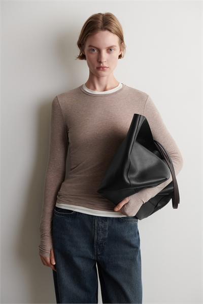 Хлопковый топ с длинными рукавами артикул 1326265003