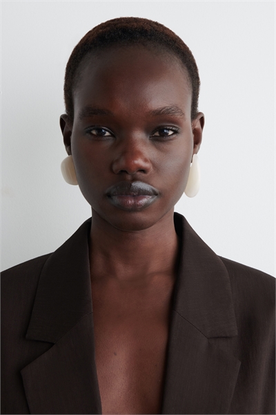 Серьги с несовпадающими камешками артикул 1280904001