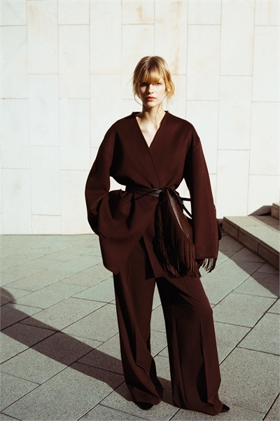 Широкие брюки с заутюженными стрелками артикул 1318831001