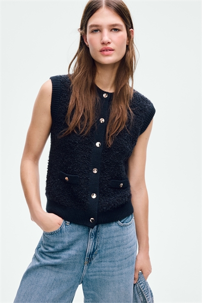 Жилет из букле-трикотажа артикул 1319964001