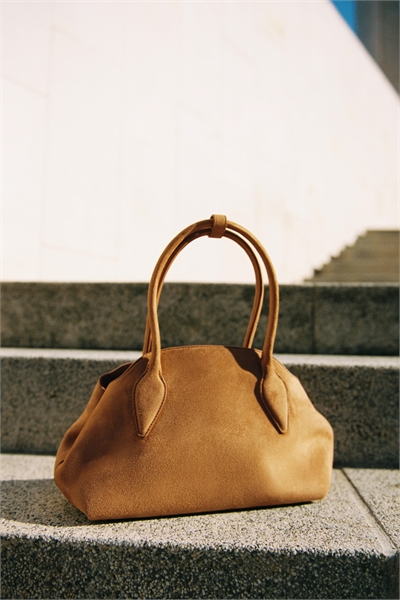 Сумка-кроссбоди артикул 1321448002