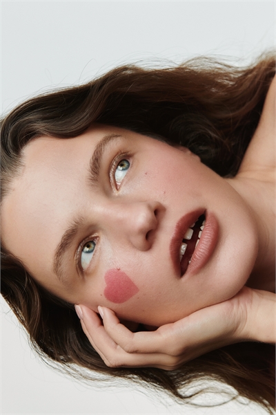 Штамп для румян в форме сердца артикул 1308469001