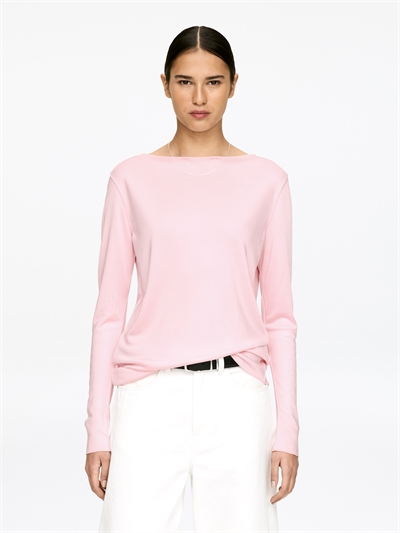 Атласный топ с лодочным вырезом артикул 1309919003