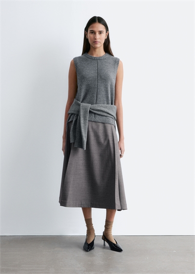 Классические кожаные босоножки артикул 1257542001