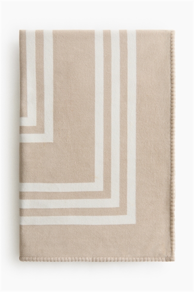 Узорчатое одеяло артикул 1319230001