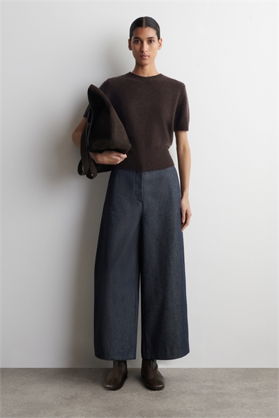 Raw Denim Cropped Barrel-Leg Trousers артикул 1331071001