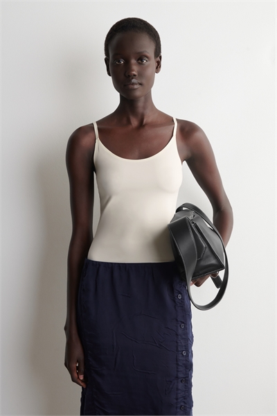 Топ из джерси с перекрещивающимися бретелями артикул 1332180001