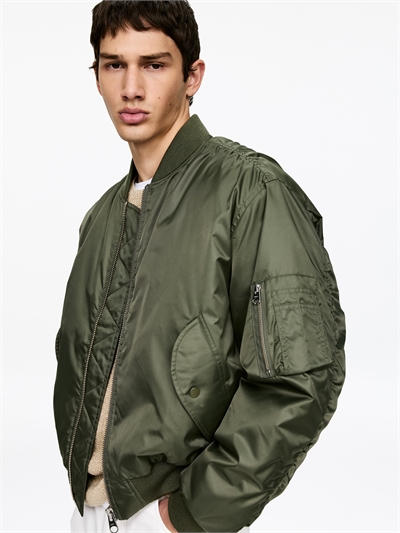 Нейлоновая куртка артикул 1314831001