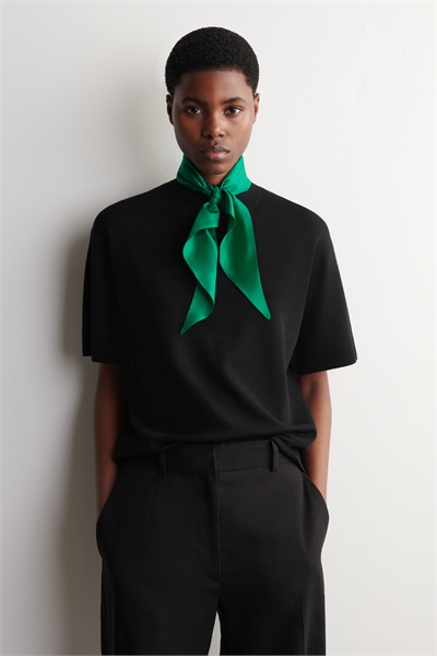 Футболка из мериносовой шерсти с шарфом артикул 1338717002