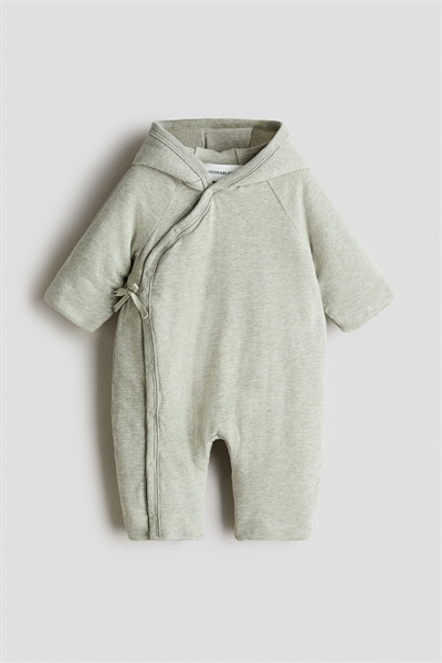 Костюм для прогулок из мягкого трикотажа артикул 1239371004