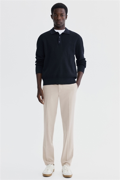 Приталенные брюки Slim Fit артикул 1253395013