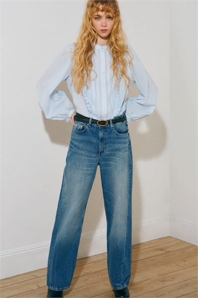 Хлопковая блузка с пинтуками артикул 1321152001