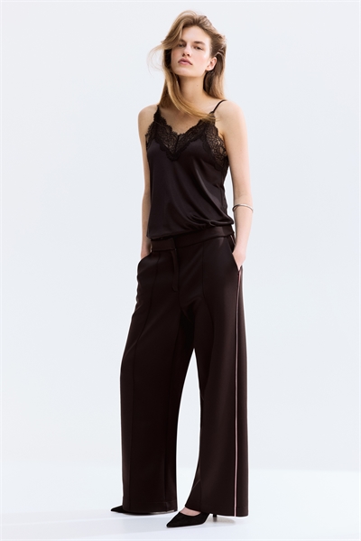 Брюки из трикотажа скуба артикул 1322789003