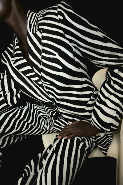 Однобортный блейзер из твила артикул 1324074003