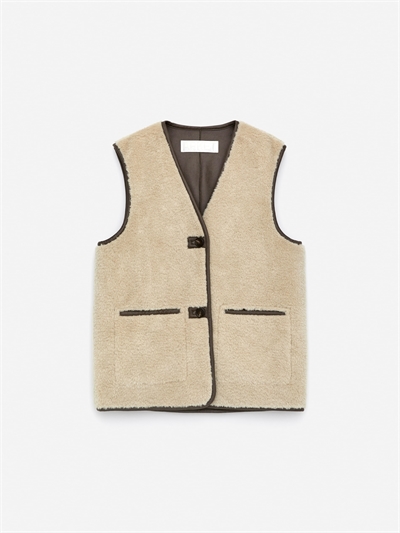 Ворсовый жилет артикул 1300309001