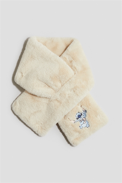 Пушистый шарф с замочной скважиной артикул 1300586002