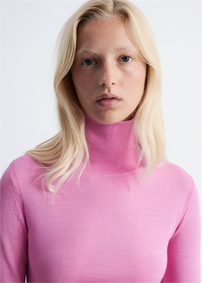 Топ с высоким воротником из мериносовой шерсти артикул 1290073005