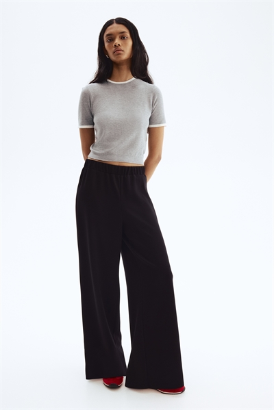 Футболка из тонкого трикотажа артикул 1268203024