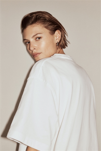 Футболка свободного кроя артикул 1325902002