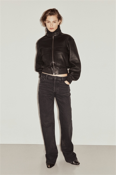 Джинсы с прямыми брючинами артикул 1332710001