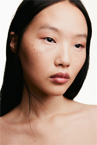 Тональный крем Prowear Flawless Foundation артикул 1198471008