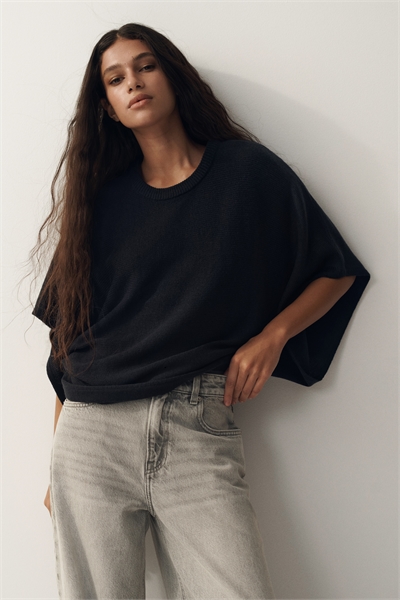 Вязаный топ с рукавами-крыльями артикул 1320795002