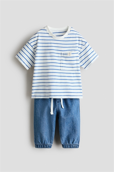 Комплект из футболки и джоггеров, 2 предмета артикул 1316669001