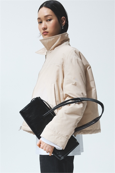 Утепленная куртка-бомбер артикул 1330320001