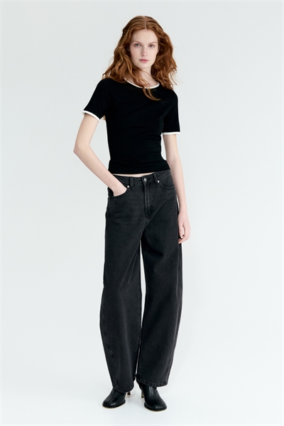 Футболка из тонкой ткани артикул 1331506001