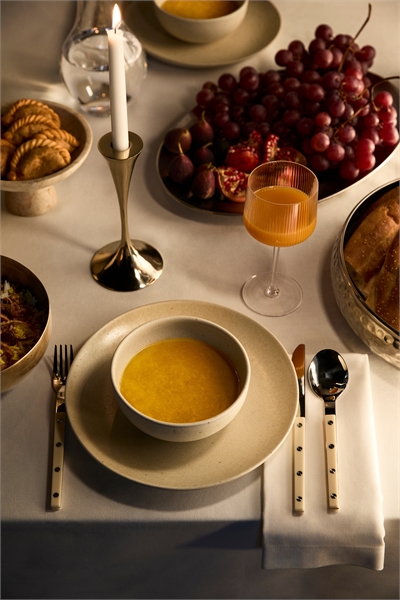 Маленький металлический подсвечник артикул 1297266002