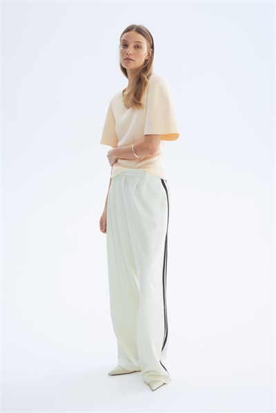 Футболка из тонкого трикотажа артикул 1327508002