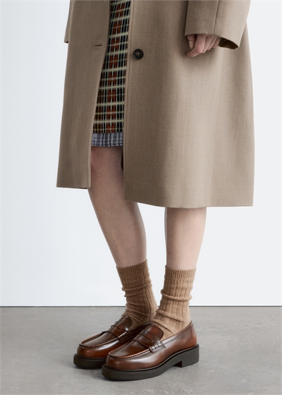 Лоферы из толстой кожи артикул 1322321004