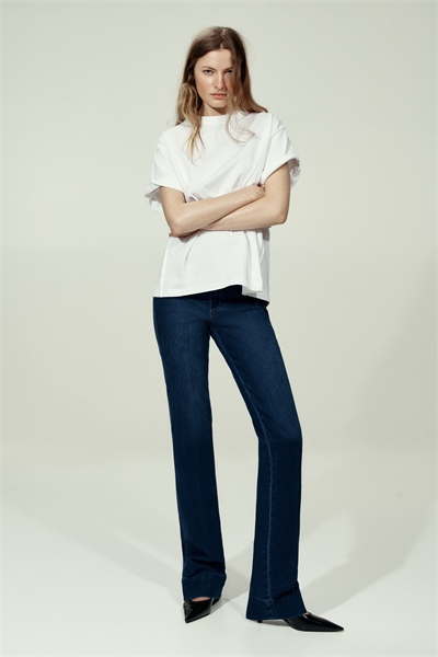 Расклешенные высокие джинсы артикул 1314625003