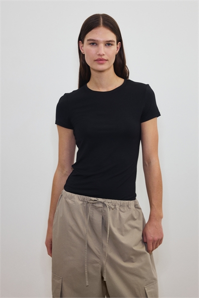 Утепленная футболка Slim Fit артикул 1321661001