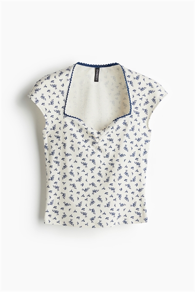 Топ с вырезом сердечком артикул 1266326003