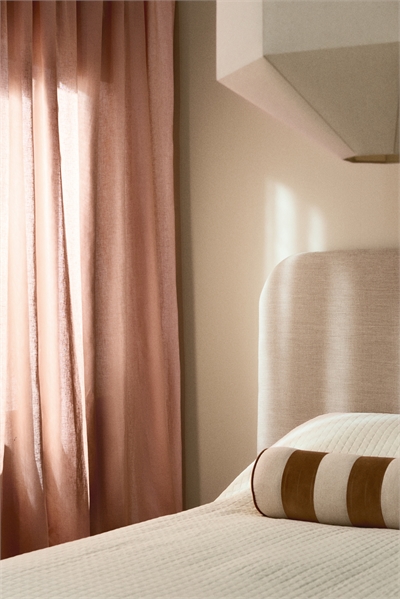 Длинные и широкие шторы из льняного бленда в упаковке по 1 шт. артикул 1317881006