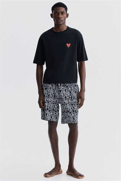 Комплект одежды: шорты и футболка артикул 1336005002