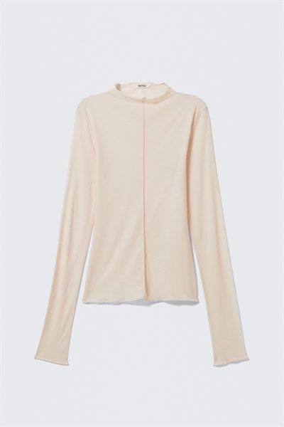 Облегающий топ с длинными рукавами и вырезом под мокасины артикул 1306760003