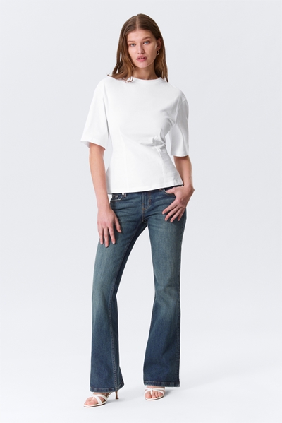 Футболка с облегающим кроем и вытачками артикул 1317100005