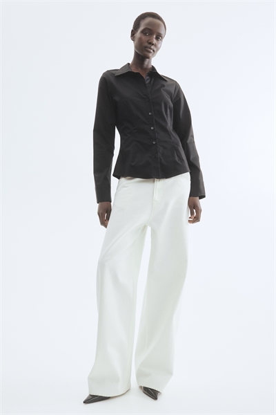 Приталенная рубашка артикул 1322471001