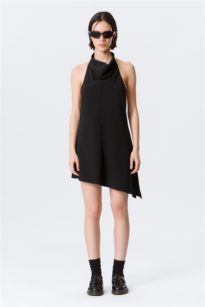 Платье средней длины с драпированным вырезом и капюшоном артикул 1329826002