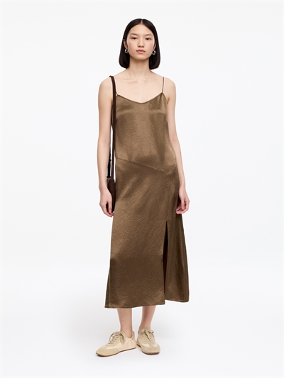 Атласное платье-комбинация артикул 1330775001