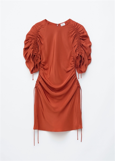 Скульптурное мини-платье с рюшами артикул 1338402001